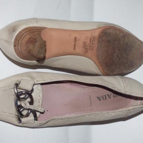 Prada Ivory Squared Pointy Toe Kitten Heel - Picture 8 of 12